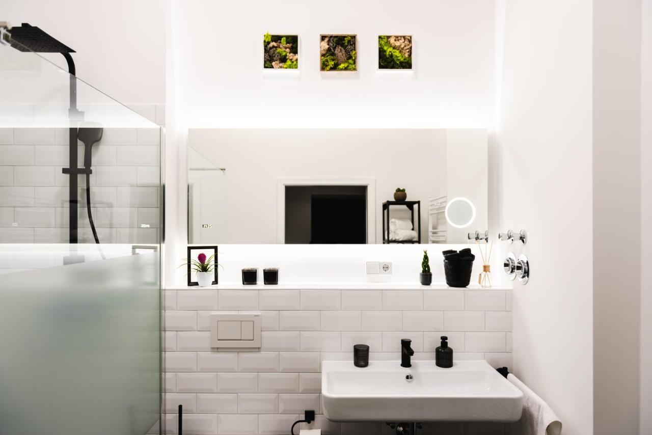 Ferienwohnung 4-Zi Urban Design 120M² Brandnew 200Mbit Berlin Exterior foto